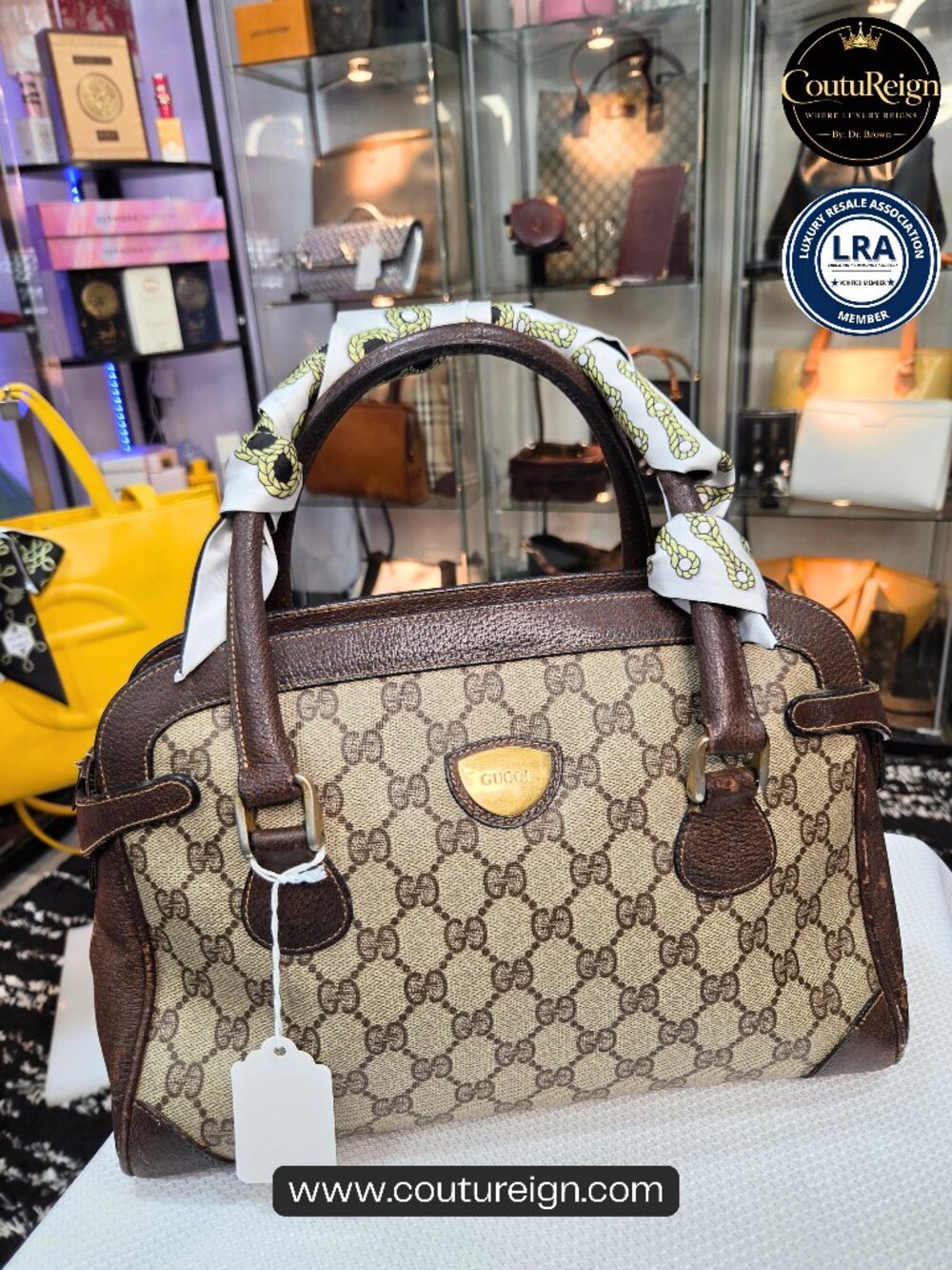 Gucci – Vintage Top Handle, GG Monogram Bag